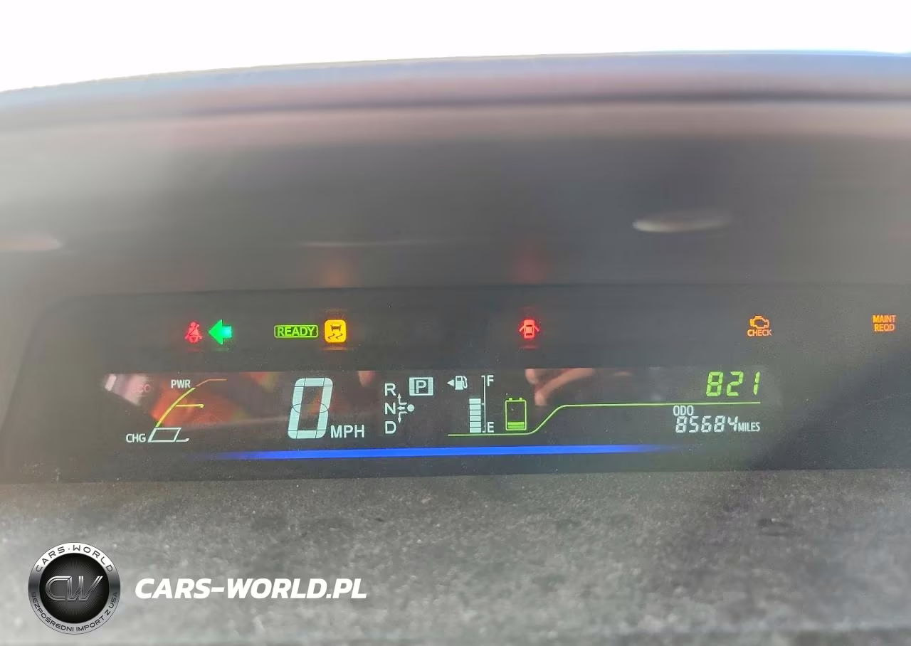 2012 Toyota Prius V Three VIN:JTDZN3EU9C3065146 - 9