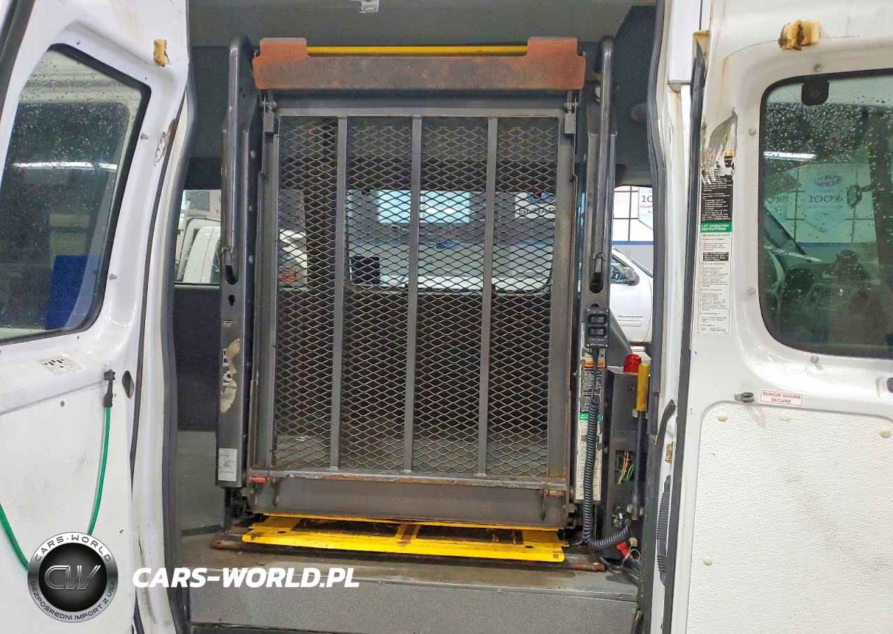 2011 Ford Econoline E250 Van VIN:1FTNS2EW7BDA21383 - 11