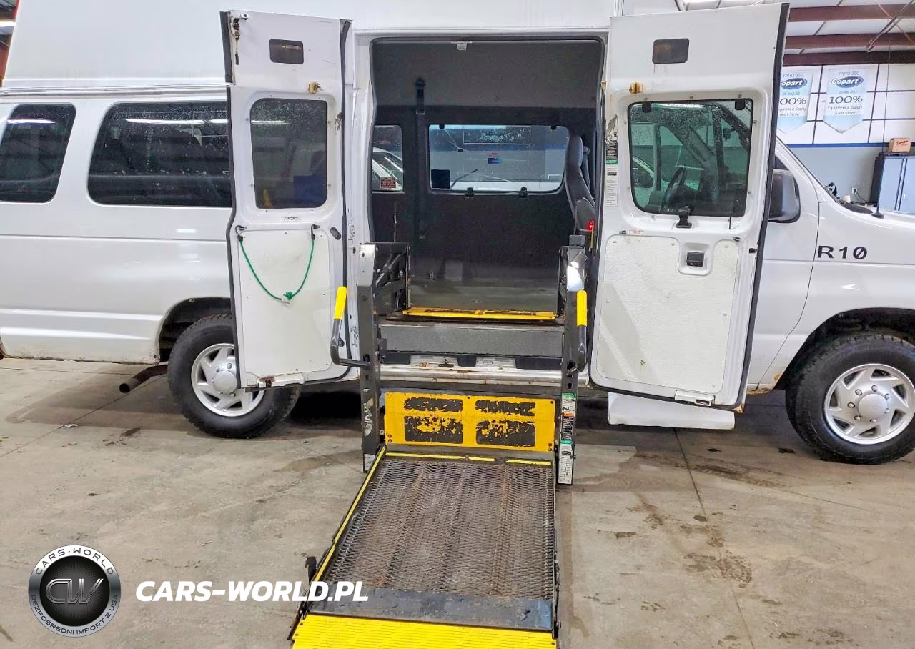 2011 Ford Econoline E250 Van VIN:1FTNS2EW7BDA21383 - 13