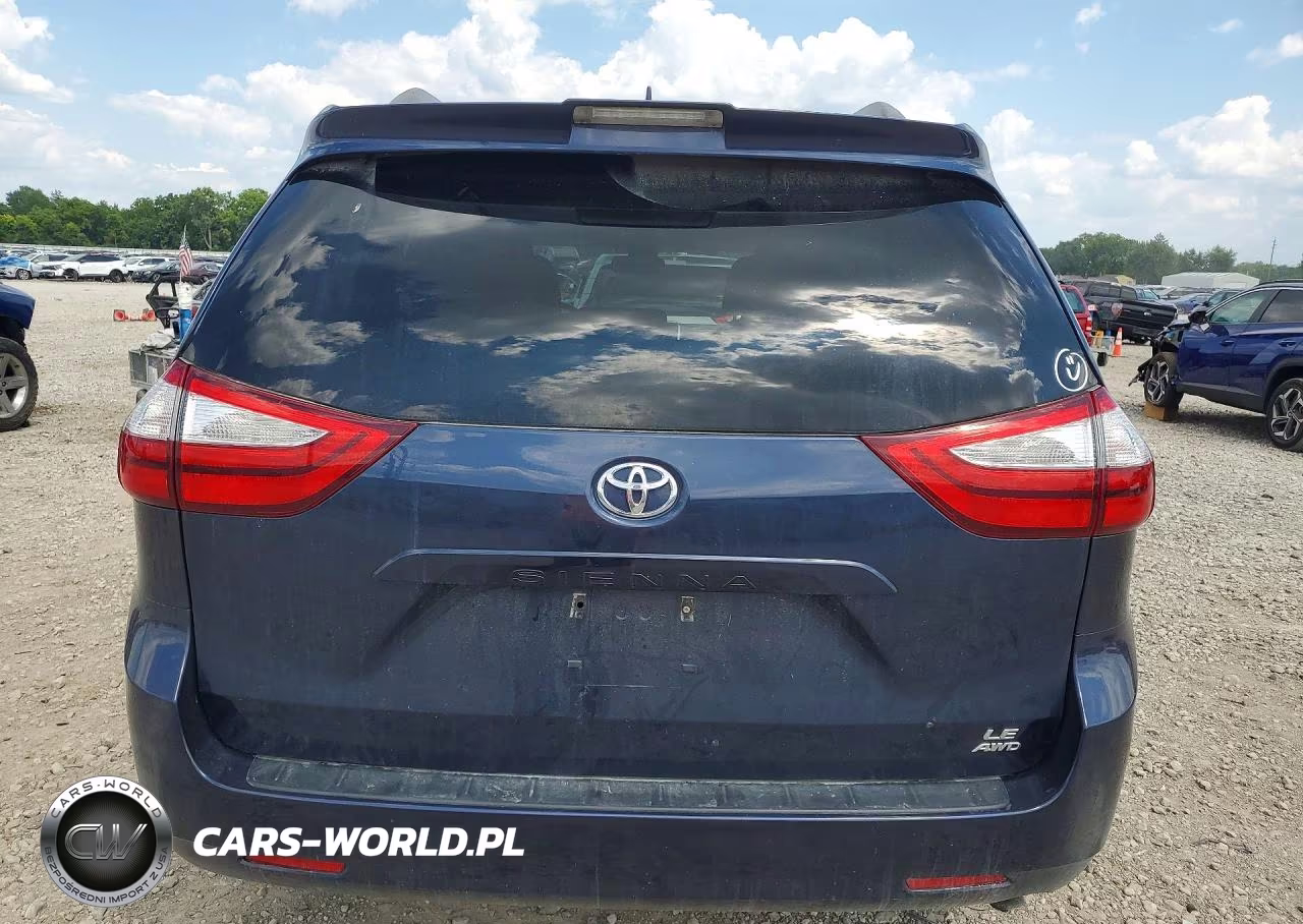 2018 Toyota Sienna Le VIN:5TDJZ3DC8JS206861 - 6