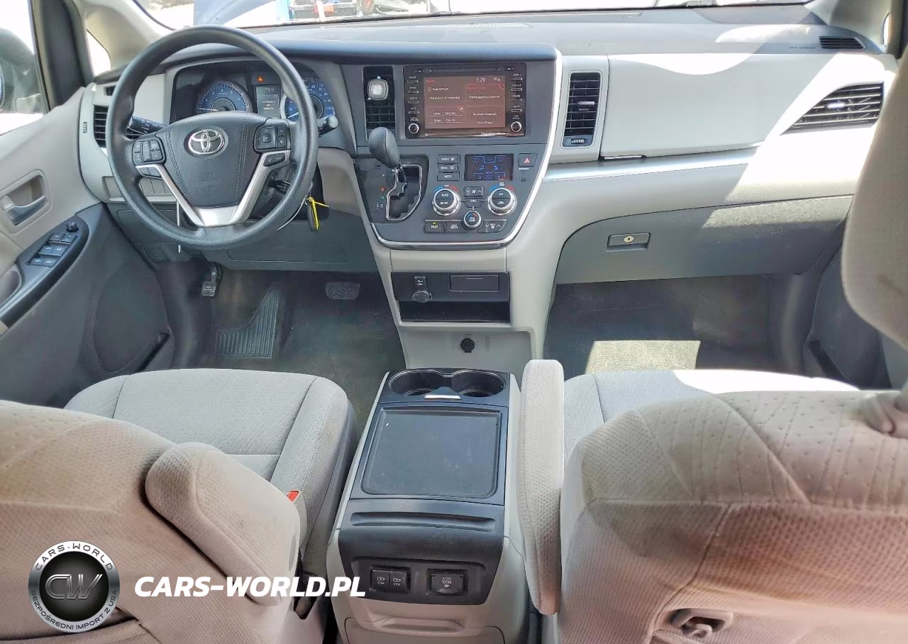 2018 Toyota Sienna Le VIN:5TDJZ3DC8JS206861 - 8
