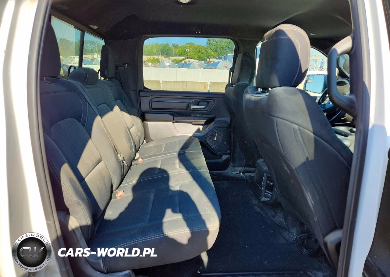 2022 Ram 1500 Tradesman VIN:1C6RRFNG1NN433284 - 10