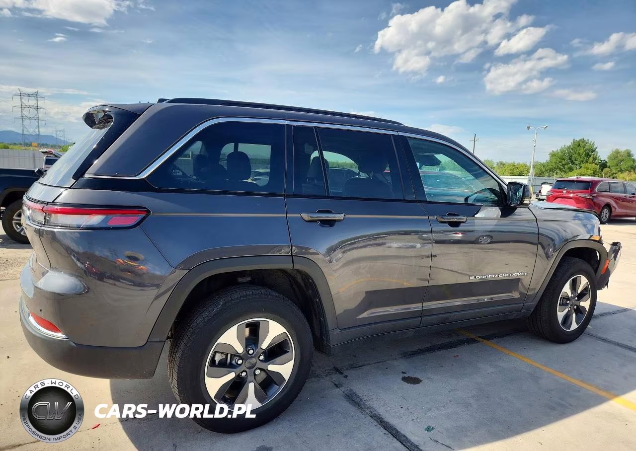 2024 Jeep Grand Cherokee Limited 4Xe VIN:1C4RJYB65RC257106 - 3