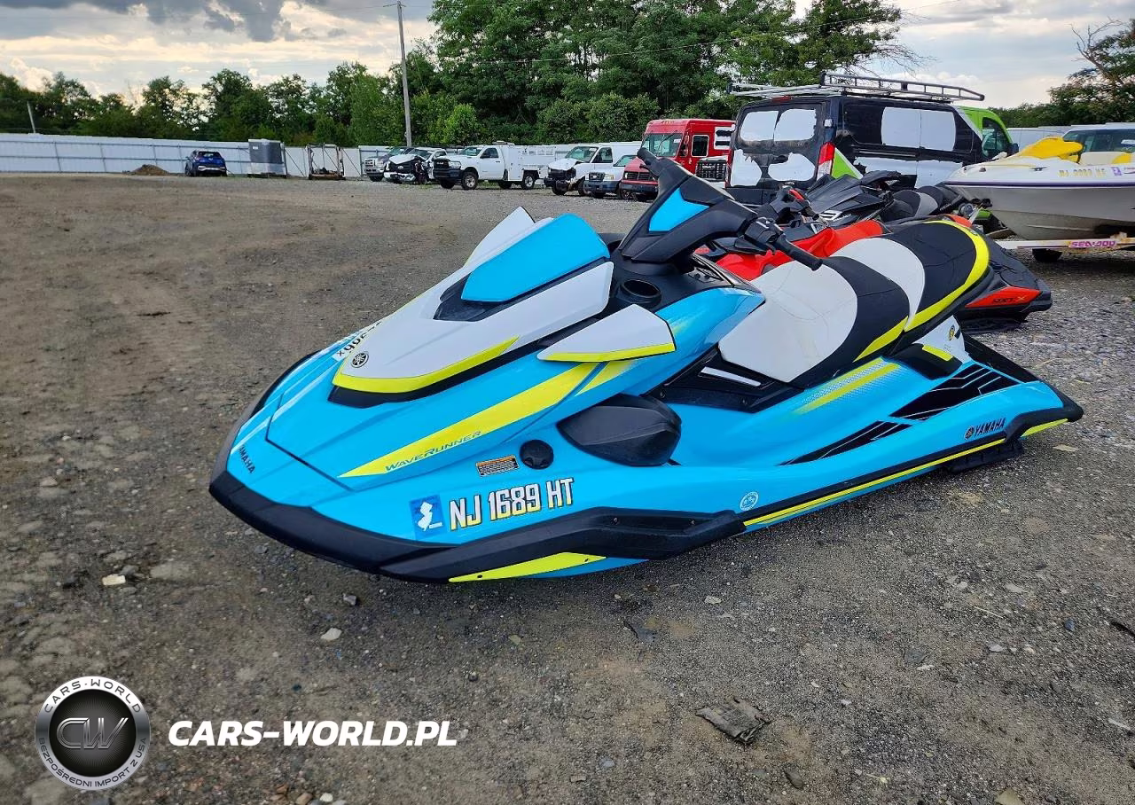 2023 Yamaha Fx Cruiser Ho - Personal Watercraft VIN:YAMA0563B323 - 2