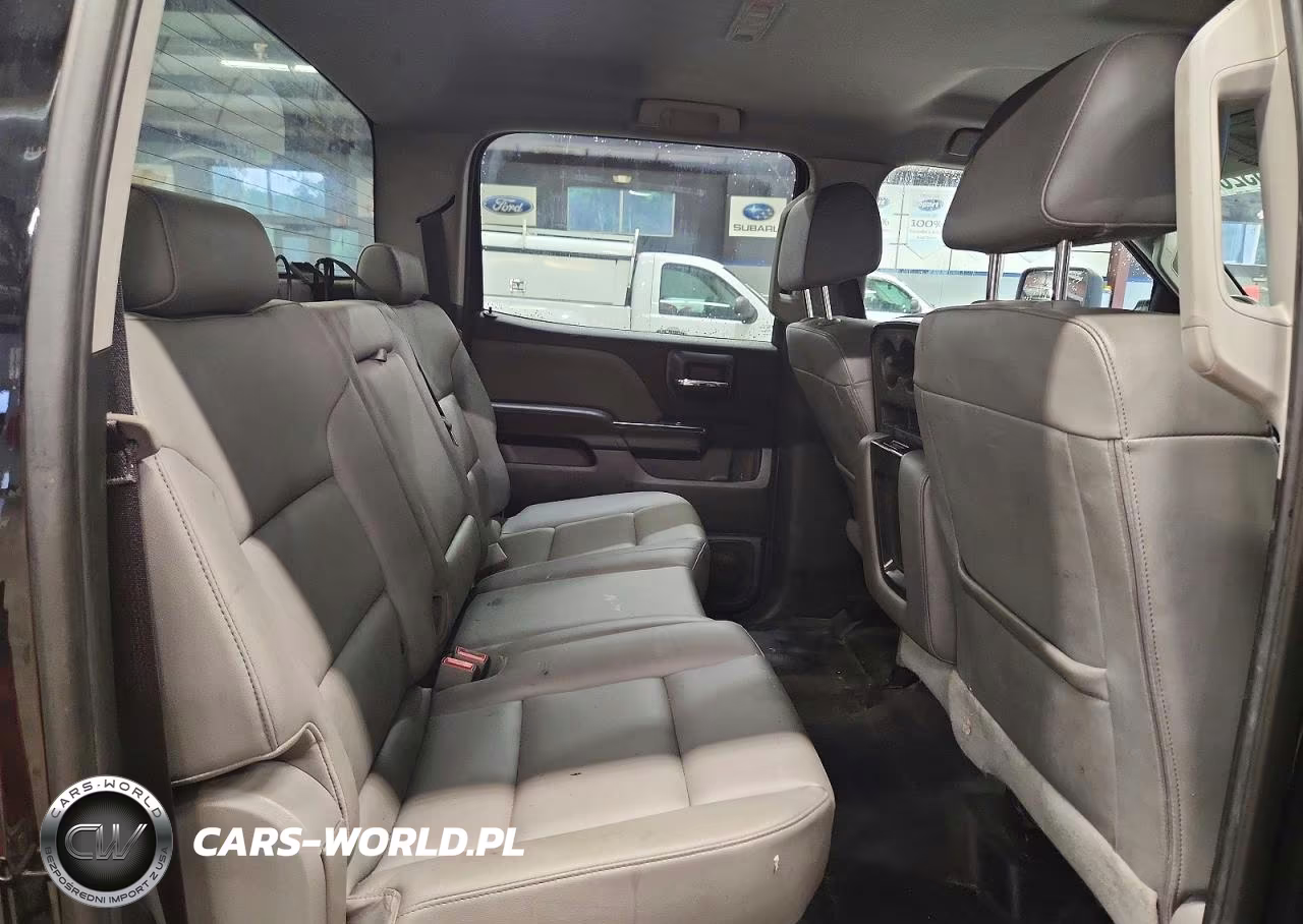 2019 Chevrolet Silverado K3500 VIN:1GC4KVCY6KF173337 - 10