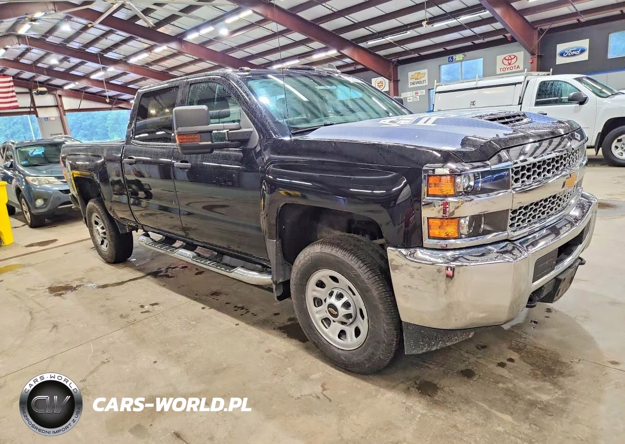 2019 Chevrolet Silverado K3500 VIN:1GC4KVCY6KF173337 - 4