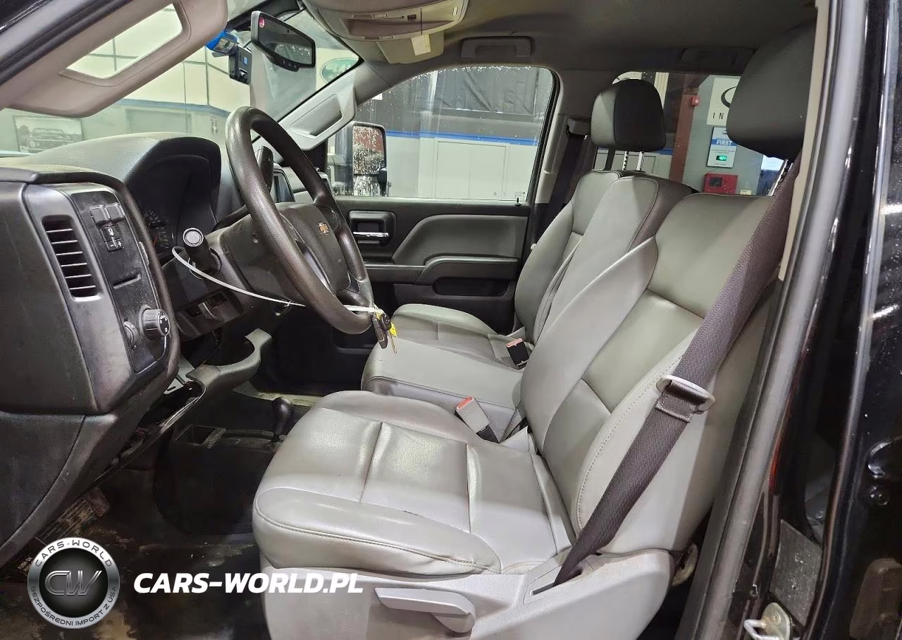 2019 Chevrolet Silverado K3500 VIN:1GC4KVCY6KF173337 - 7