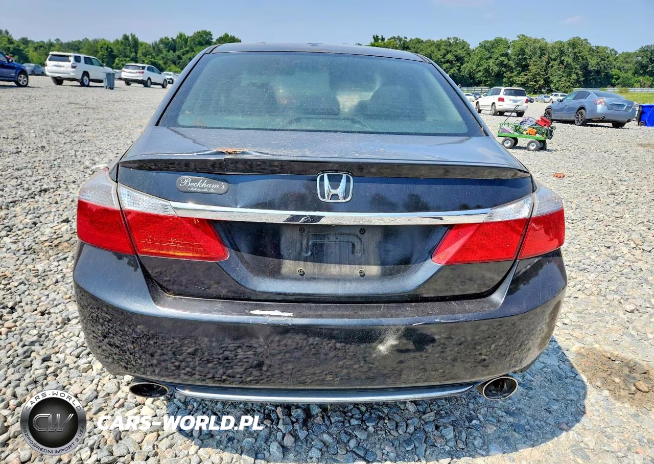 2015 Honda Accord Sport VIN:1HGCR2F51FA152746 - 6