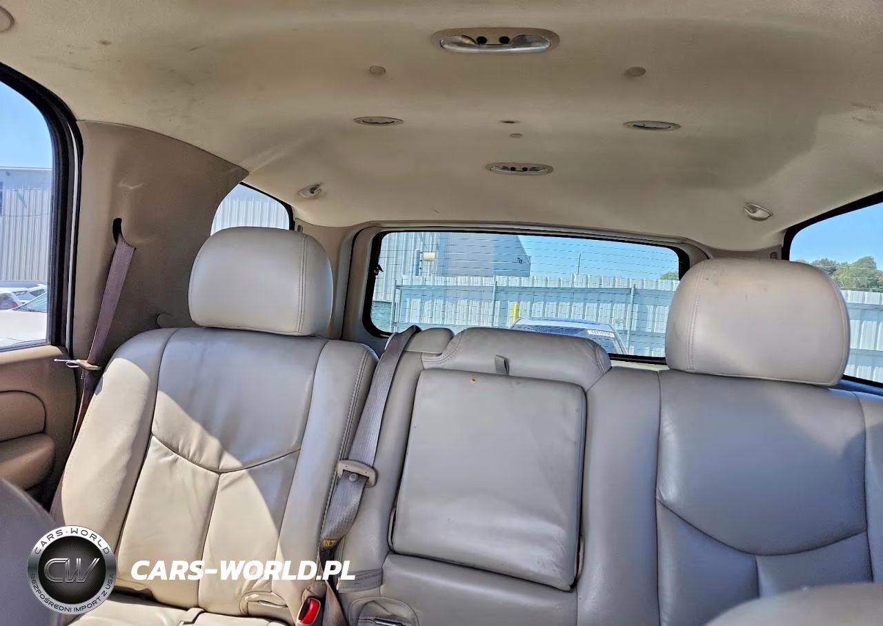 2005 Chevrolet Tahoe K1500 VIN:1GNEK13T05R109211 - 10