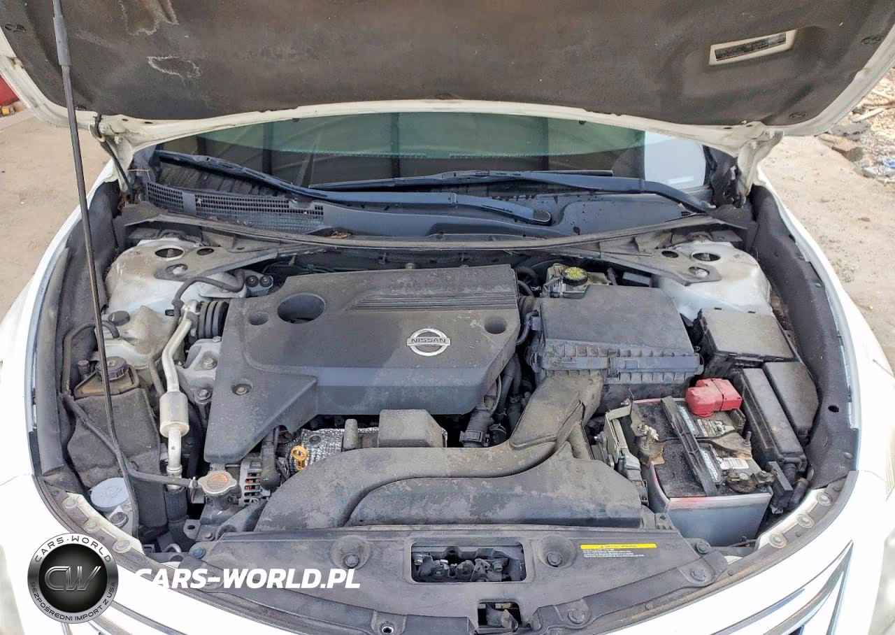 2015 Nissan Altima 2.5 S VIN:1N4AL3AP5FN388286 - 11