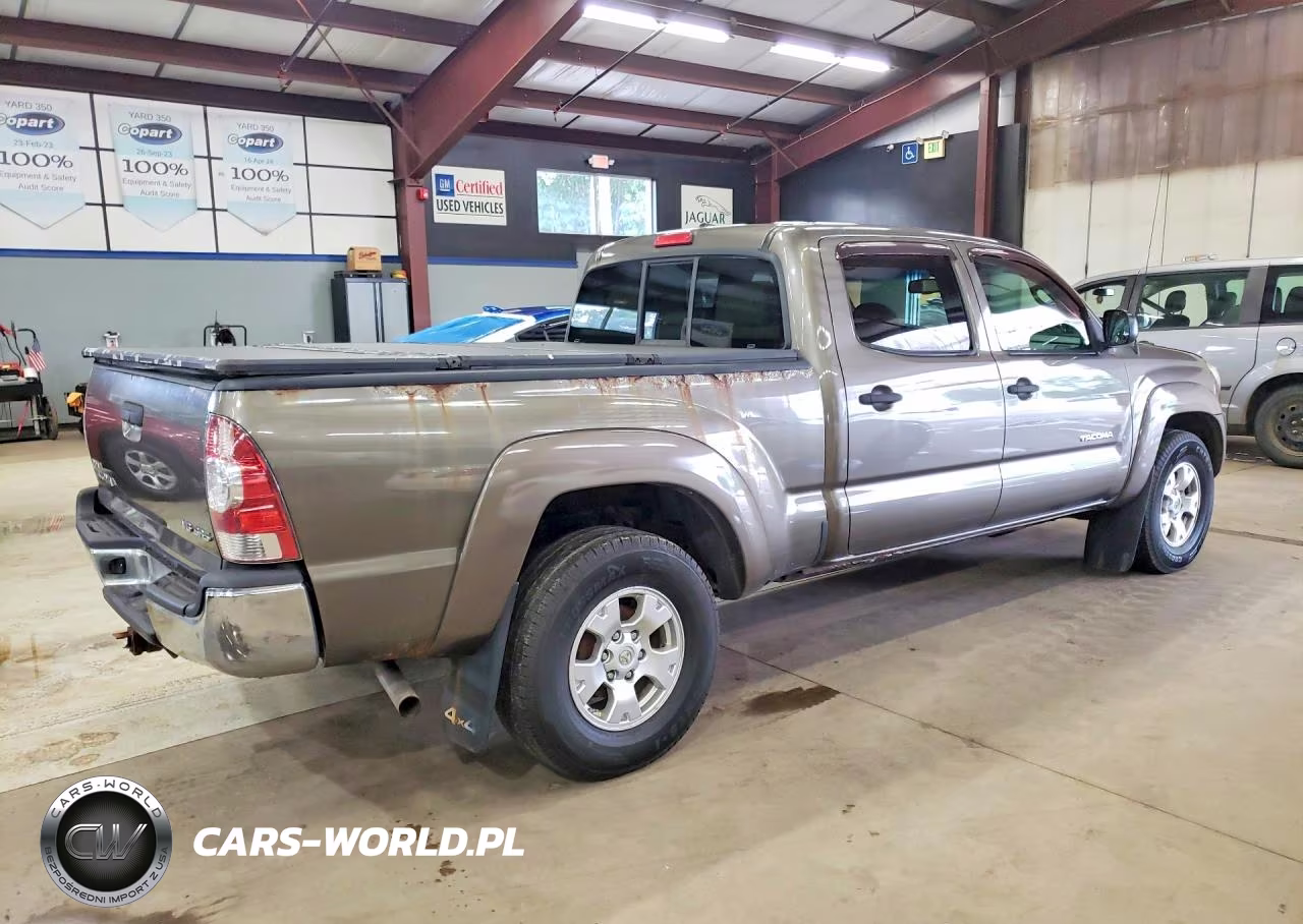 2011 Toyota Tacoma Double Cab Long Bed VIN:3TMMU4FNXBM037430 - 3
