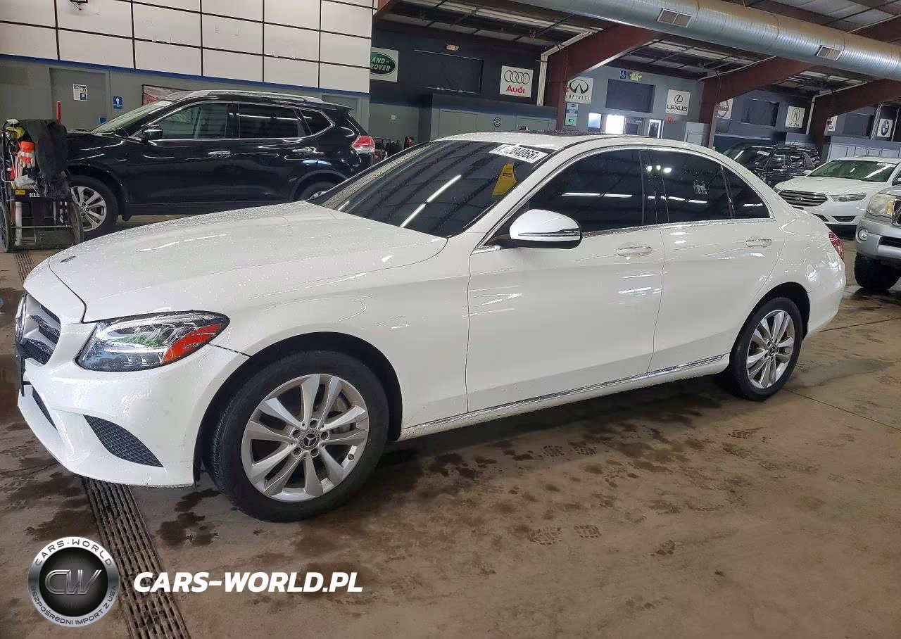 2019 Mercedes-Benz C 300 4Matic – zdjęcie 1 z 12