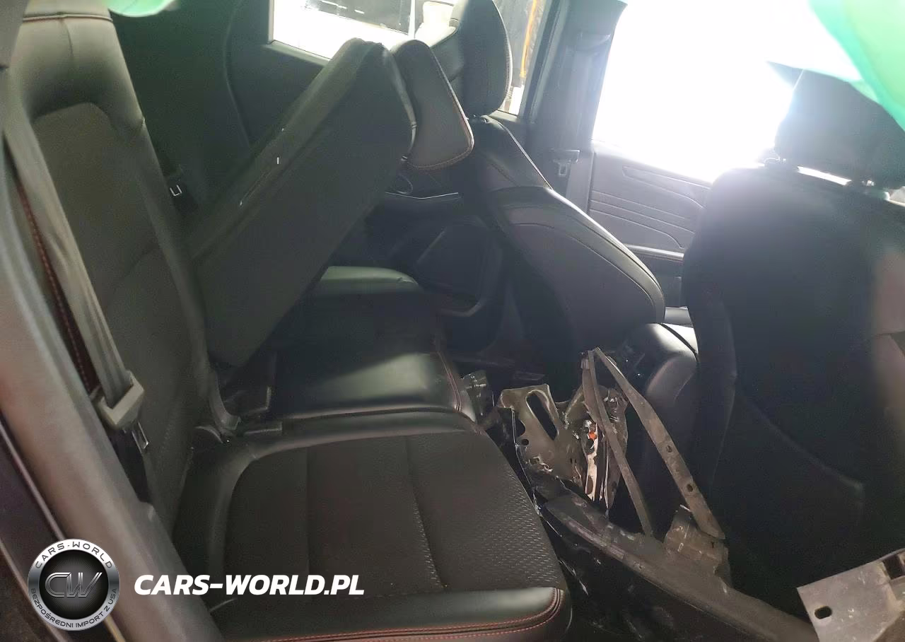 2025 Ford Escape St Line Select VIN:1FMCU9NA3SUB22169 - 10
