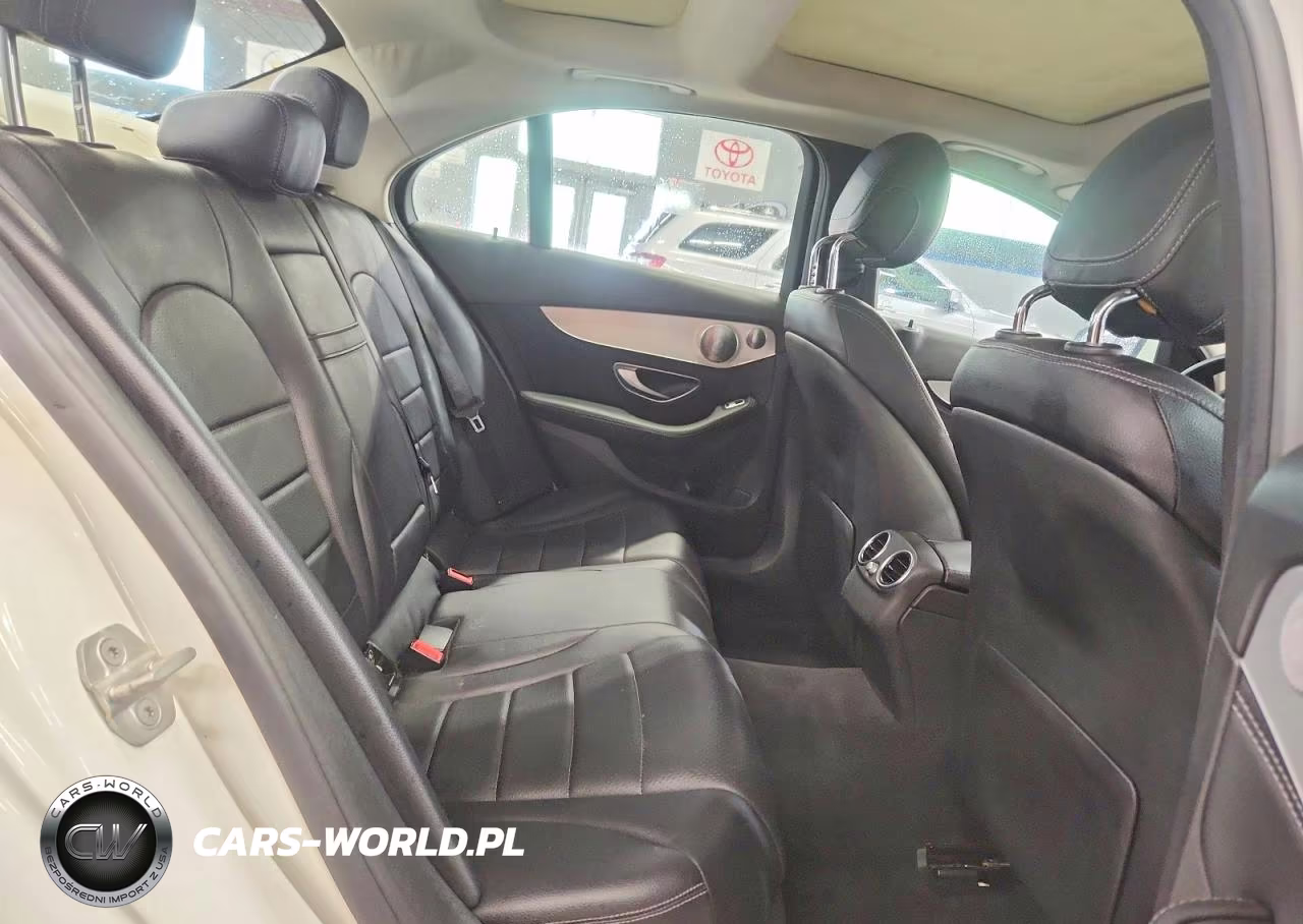 2015 Mercedes-Benz C 300 4Matic VIN:55SWF4KB8FU095267 - 10