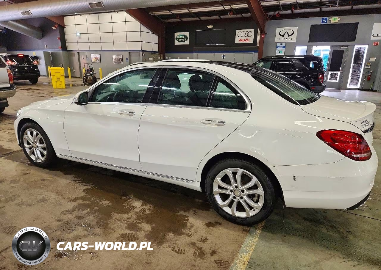2015 Mercedes-Benz C 300 4Matic VIN:55SWF4KB8FU095267 - 2