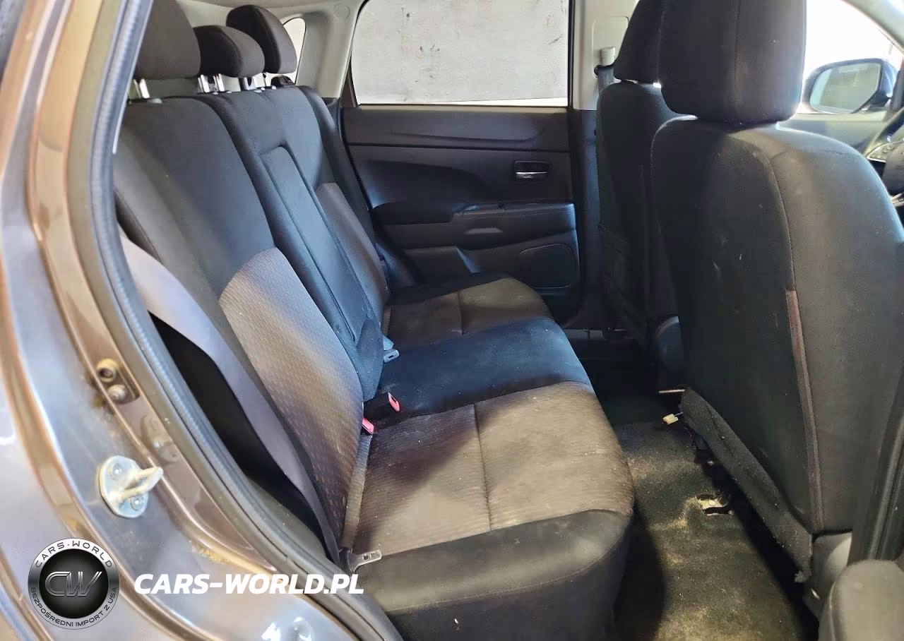 2019 Mitsubishi Outlander Sport Es VIN:JA4AP3AU9KU028923 - 11