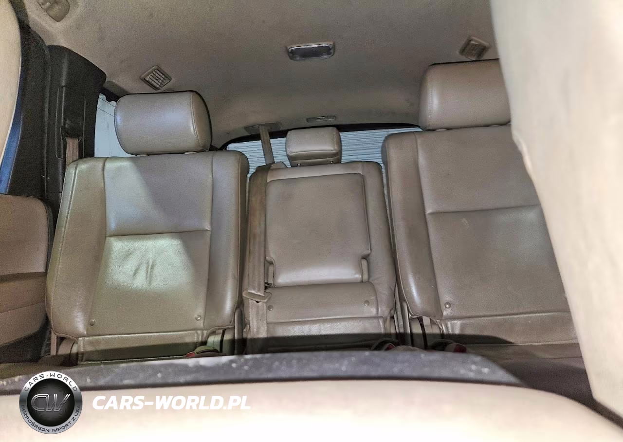2010 Toyota Sequoia Limited VIN:5TDJY5G17AS027803 - 10