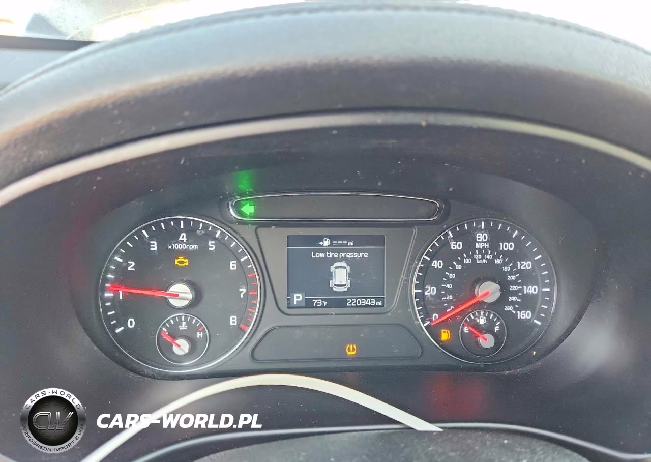 2020 Kia Sorento S VIN:5XYPG4A5XLG612281 - 9