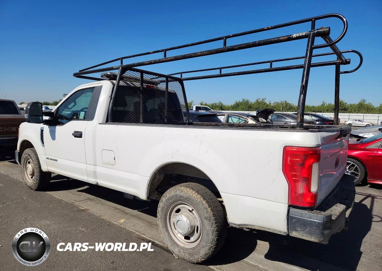2017 Ford F350 Super Duty VIN:1FTRF3ATXHEC09826 - 2