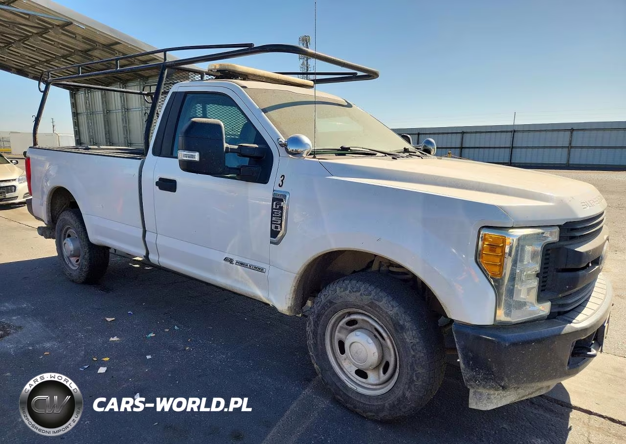 2017 Ford F350 Super Duty VIN:1FTRF3ATXHEC09826 - 4