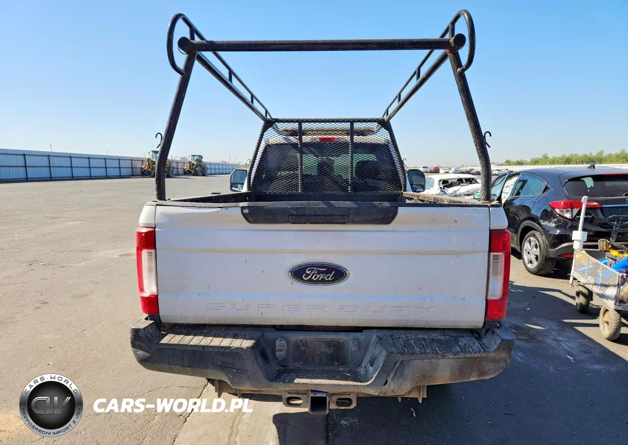 2017 Ford F350 Super Duty VIN:1FTRF3ATXHEC09826 - 6