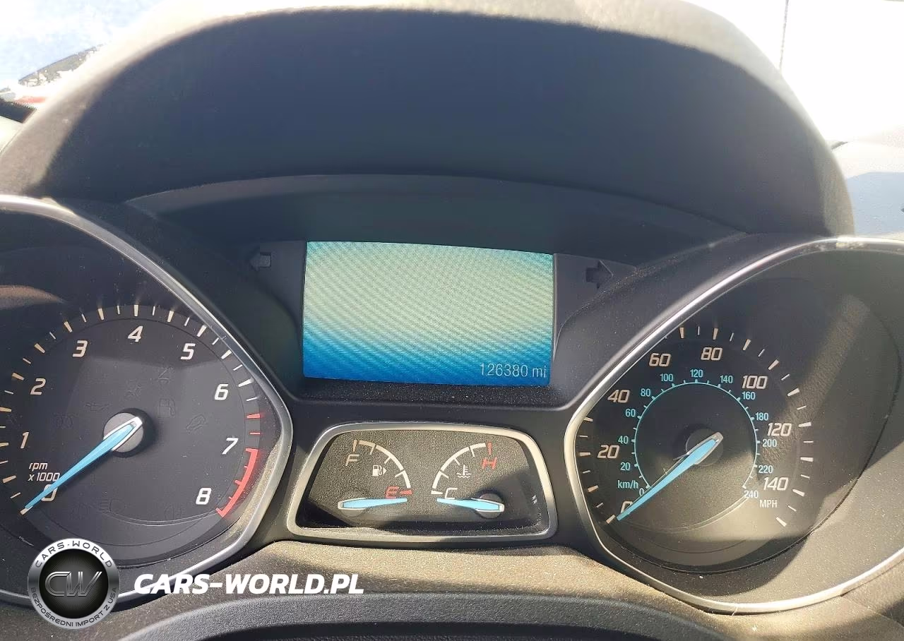 2016 Ford Escape Titanium VIN:1FMCU9J96GUB50468 - 9