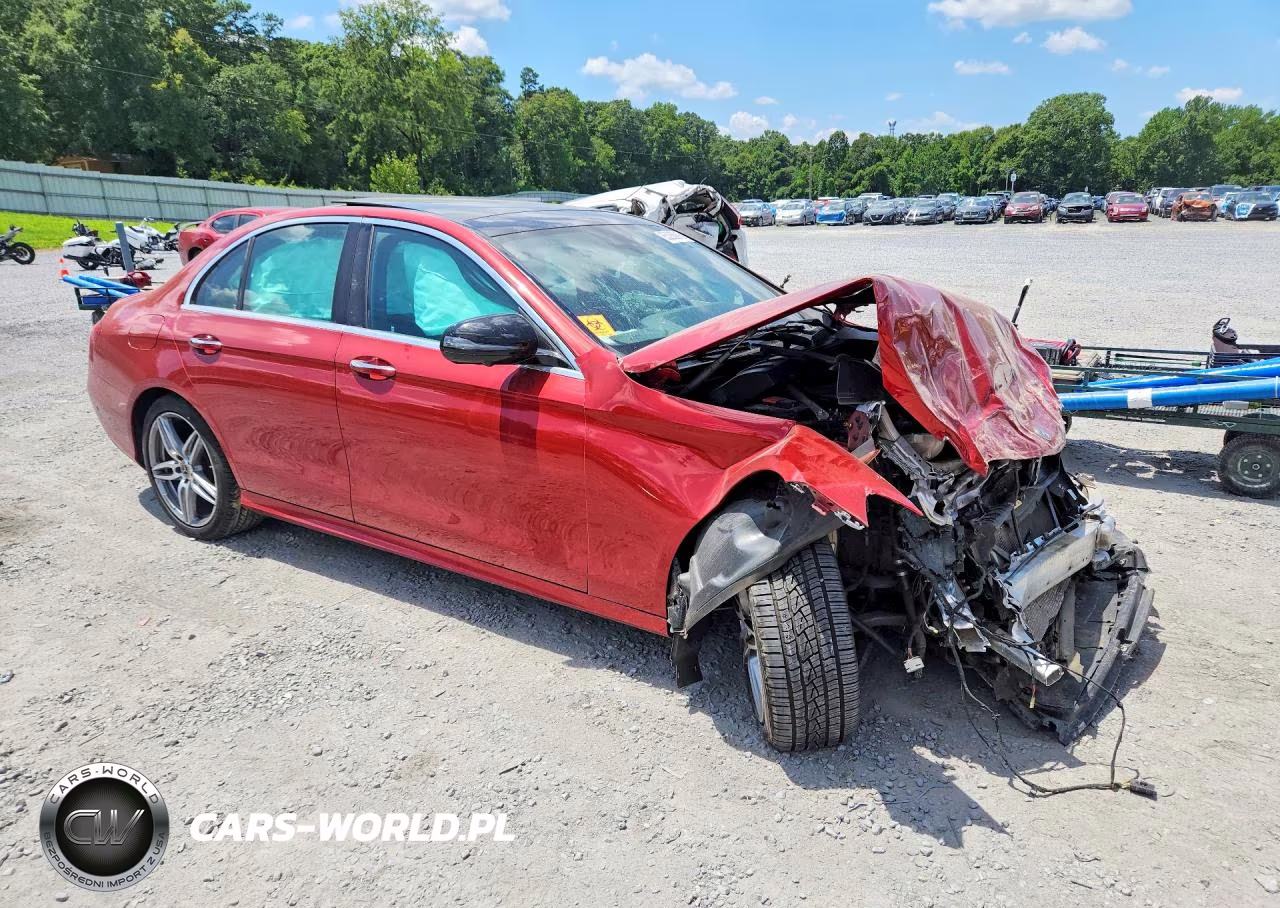 2018 Mercedes-Benz E 300 VIN:WDDZF4JB2JA302615 - 4