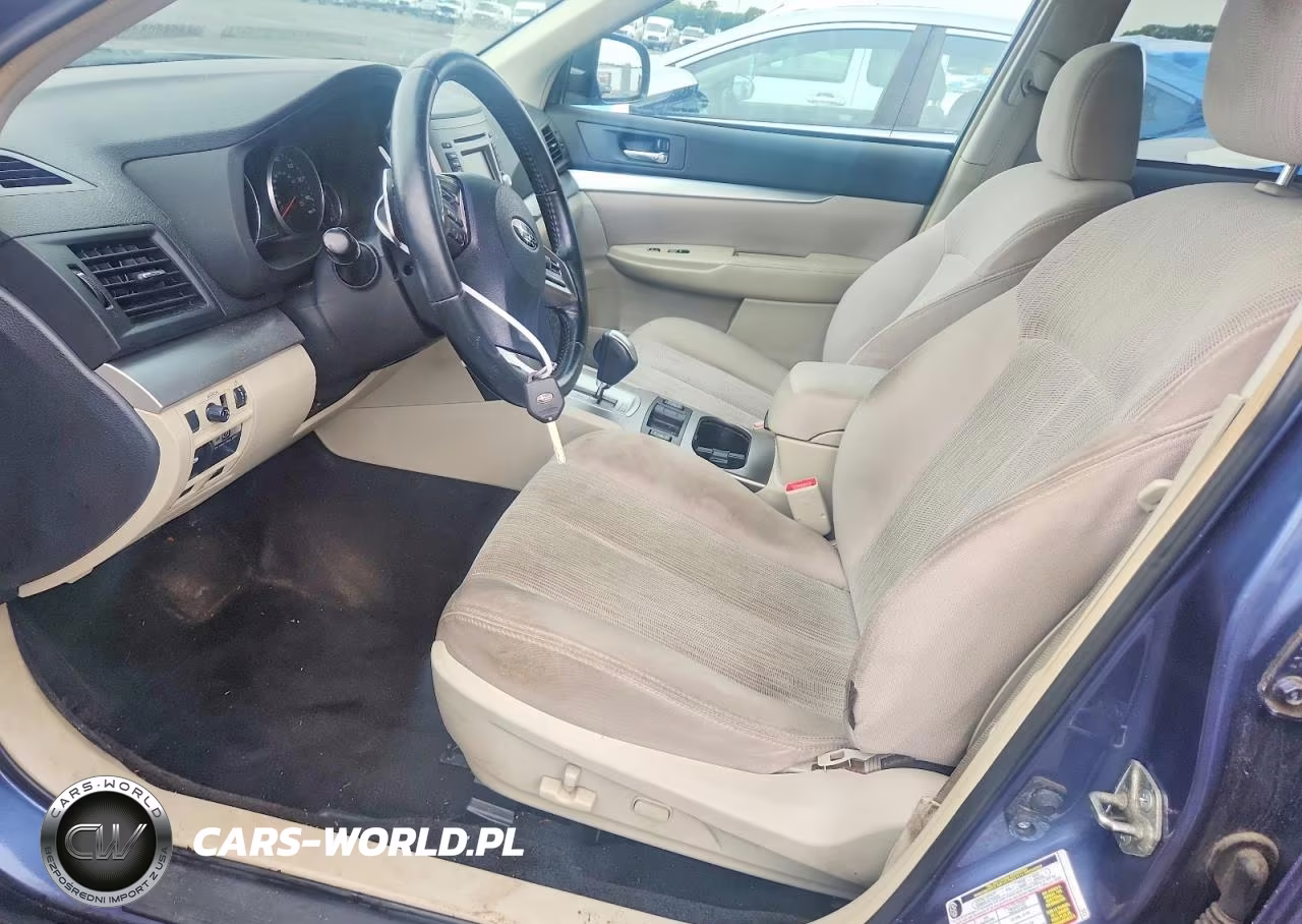 2014 Subaru Outback 2.5I Premium VIN:4S4BRBCC4E3273900 - 7