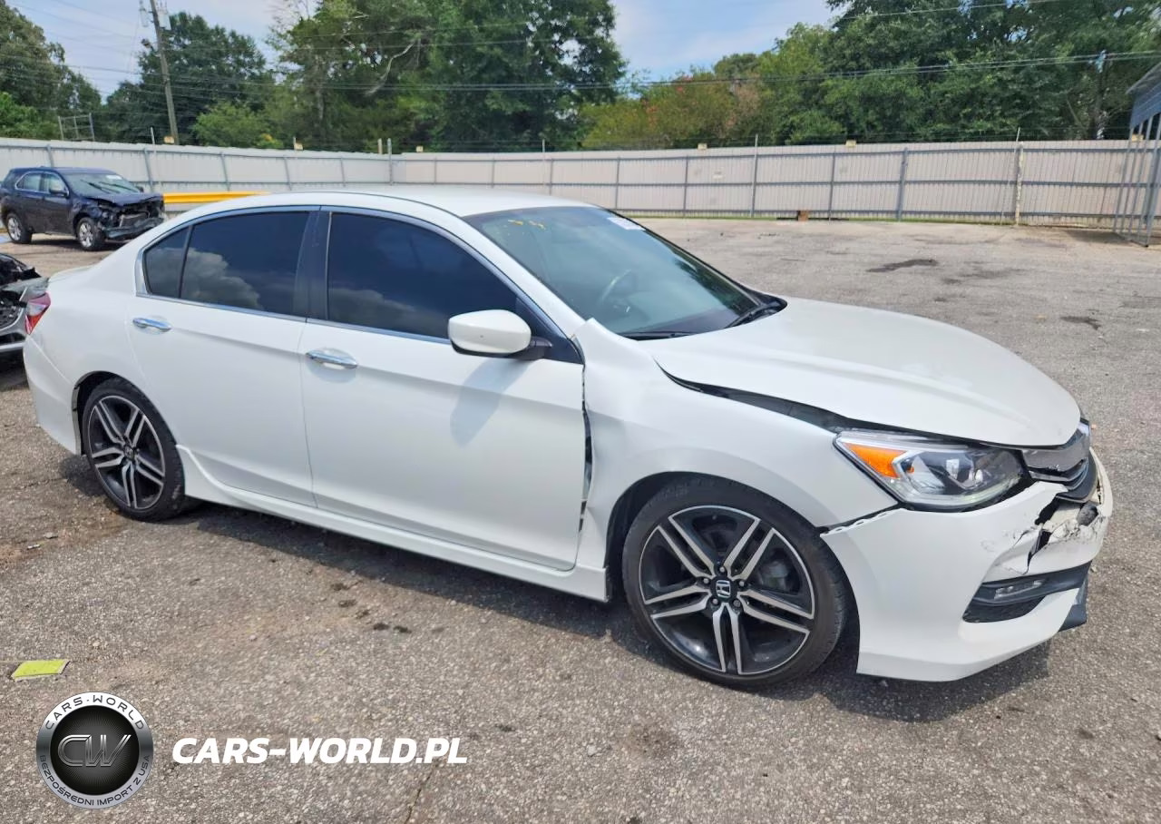 2017 Honda Accord Sport VIN:1HGCR2F52HA130712 - 4