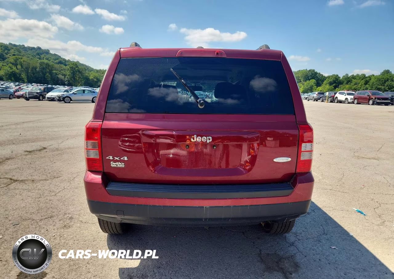 2016 Jeep Patriot Latitude VIN:1C4NJRFBXGD647279 - 6