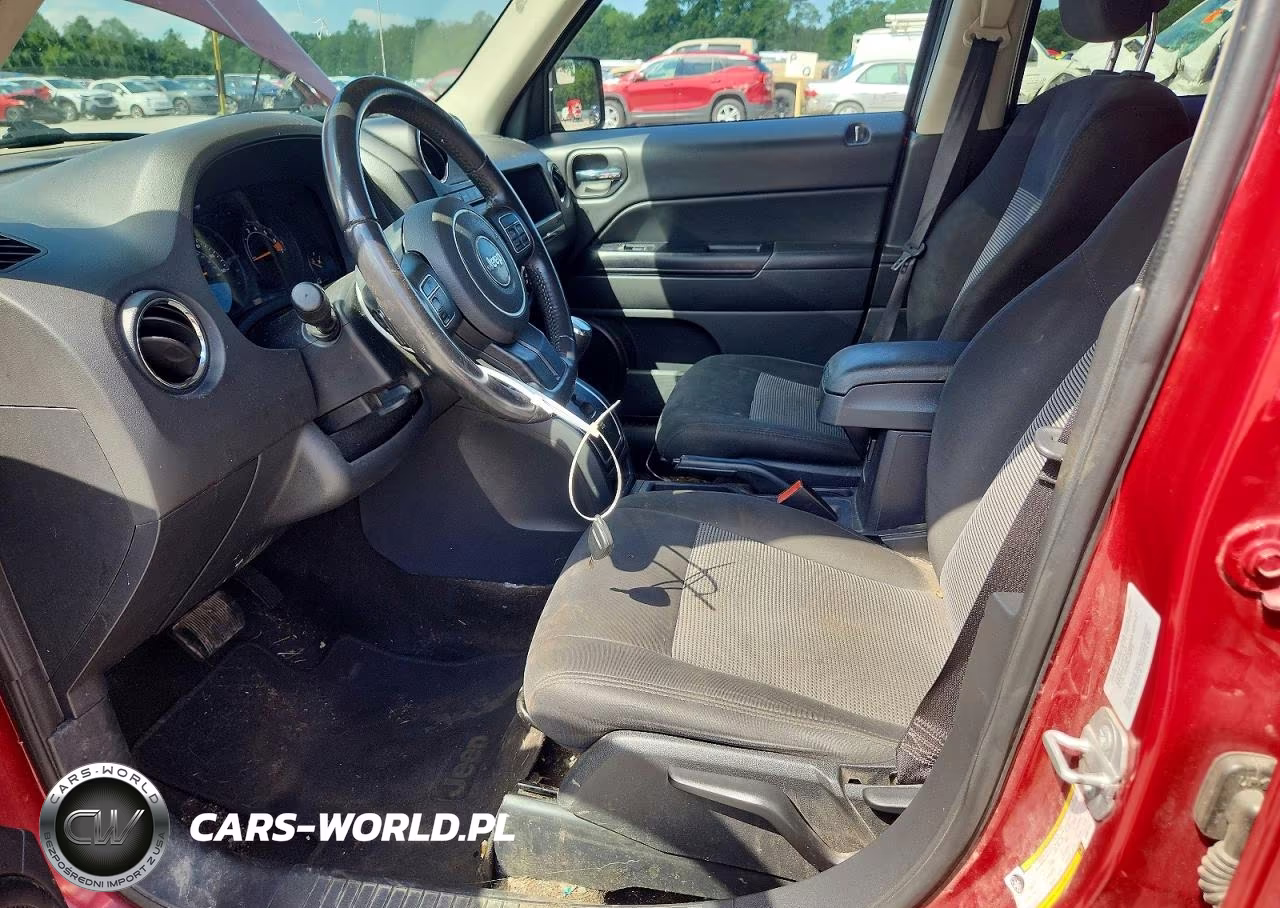 2016 Jeep Patriot Latitude VIN:1C4NJRFBXGD647279 - 7