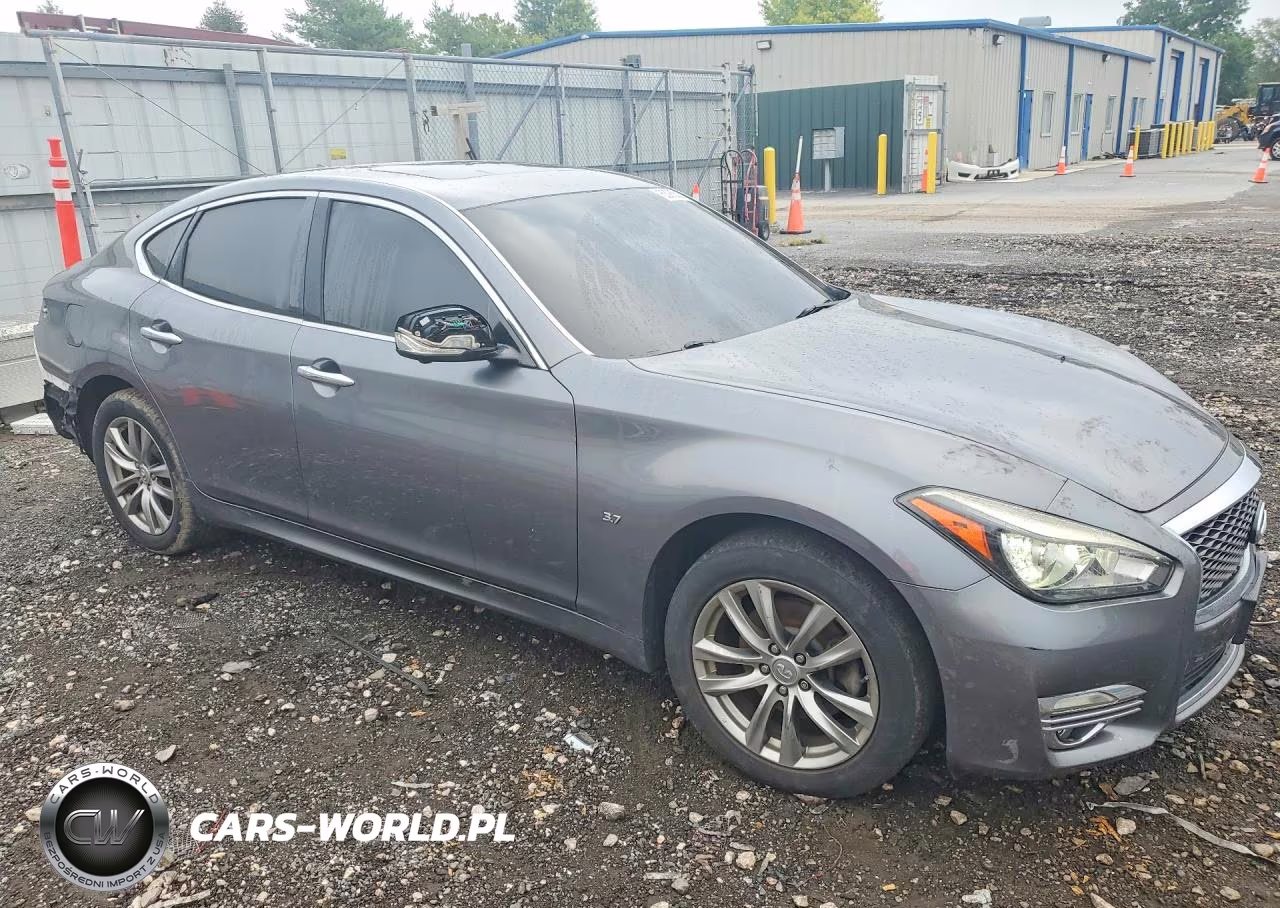 2016 Infiniti Q70 3.7 VIN:JN1BY1AR3GM270169 - 4