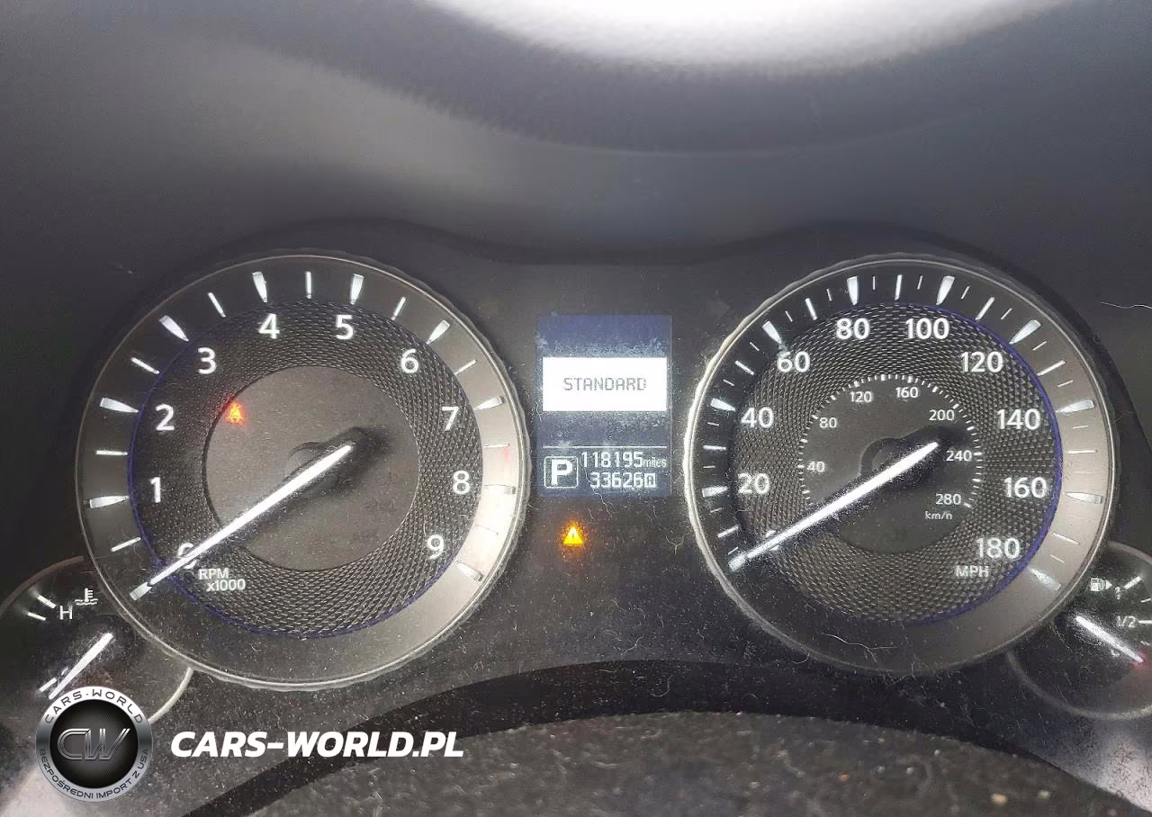 2016 Infiniti Q70 3.7 VIN:JN1BY1AR3GM270169 - 9