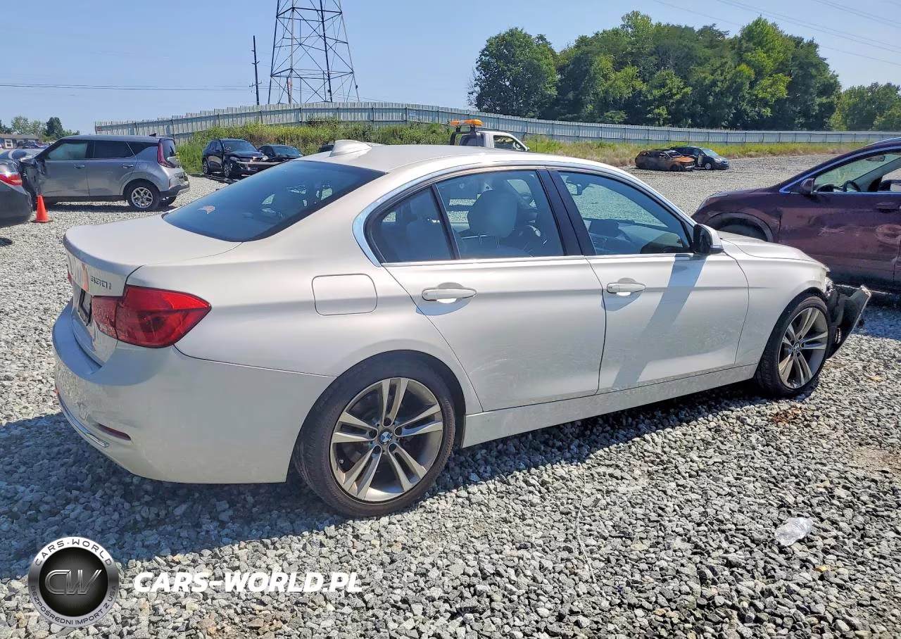 2018 BMW 330 I VIN:WBA8B9C52JEE82600 - 3