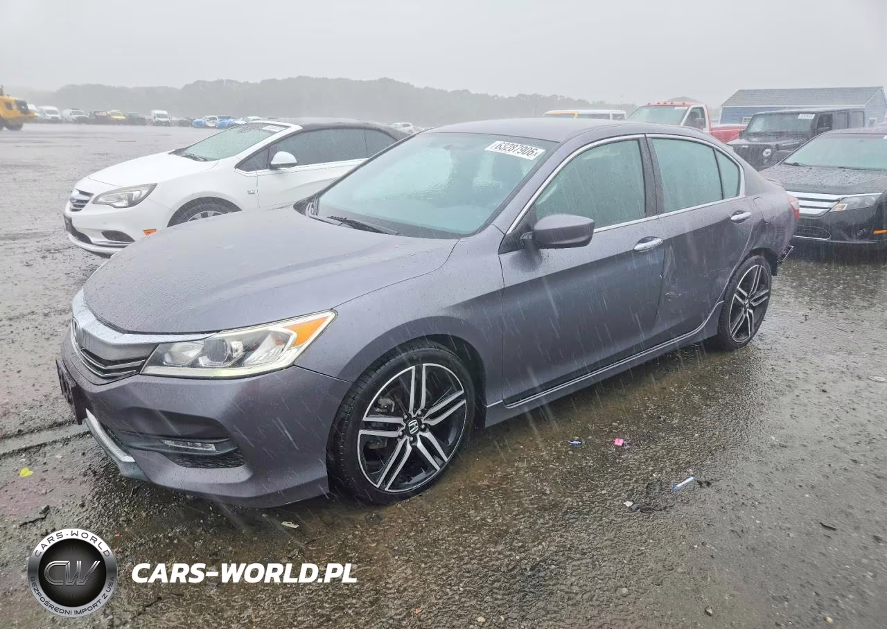 2017 Honda Accord Sport VIN:1HGCR2F58HA145232 - 1