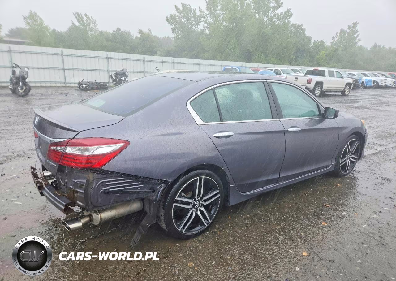 2017 Honda Accord Sport VIN:1HGCR2F58HA145232 - 3