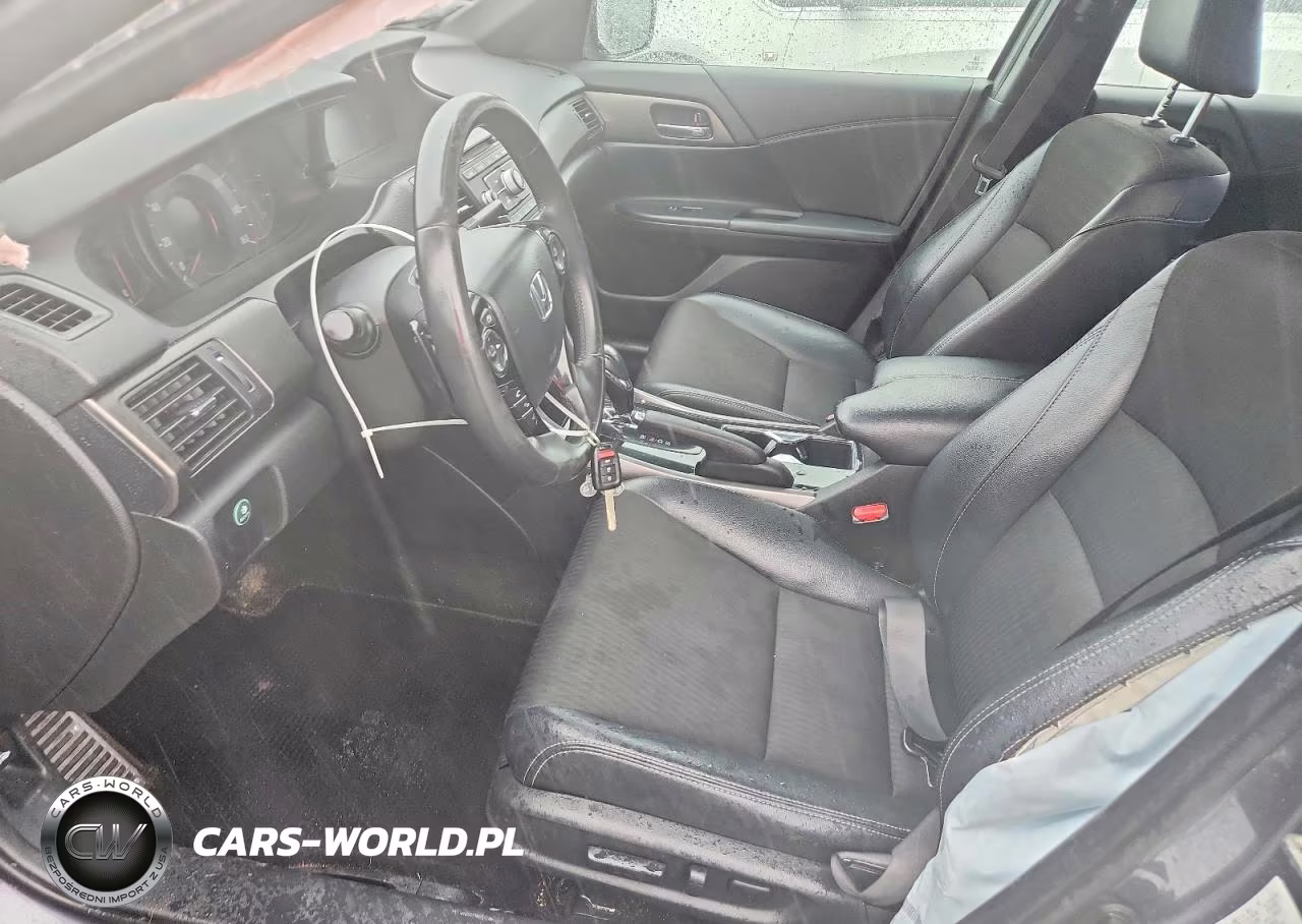 2017 Honda Accord Sport VIN:1HGCR2F58HA145232 - 7