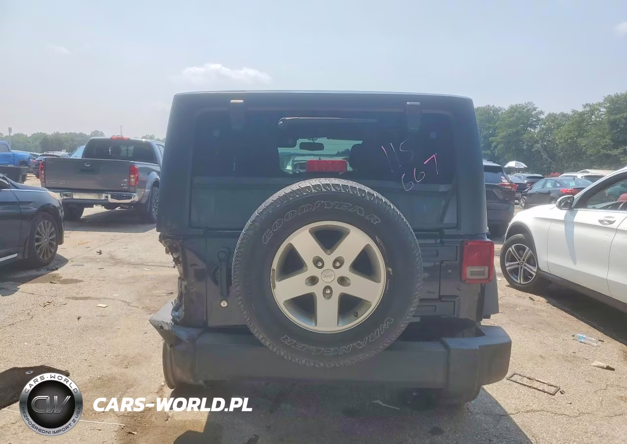 2016 Jeep Wrangler Unlimited Sport VIN:1C4BJWDG3GL115667 - 6
