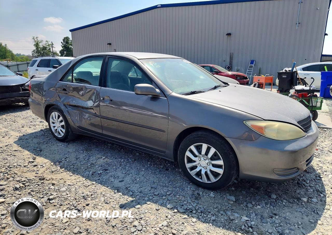 2002 Toyota Camry Le VIN:4T1BE32K12U590873 - 4