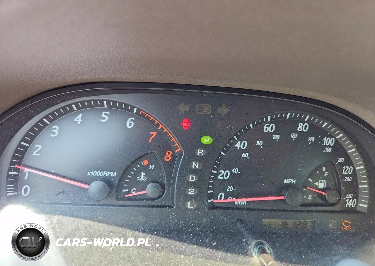 2002 Toyota Camry Le VIN:4T1BE32K12U590873 - 9