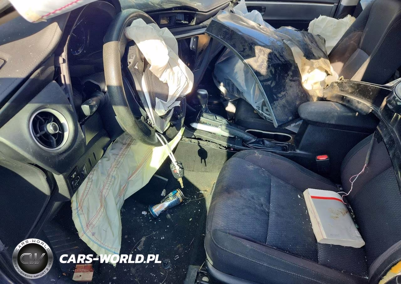 2018 Toyota Corolla Le VIN:5YFBURHE1JP854391 - 7