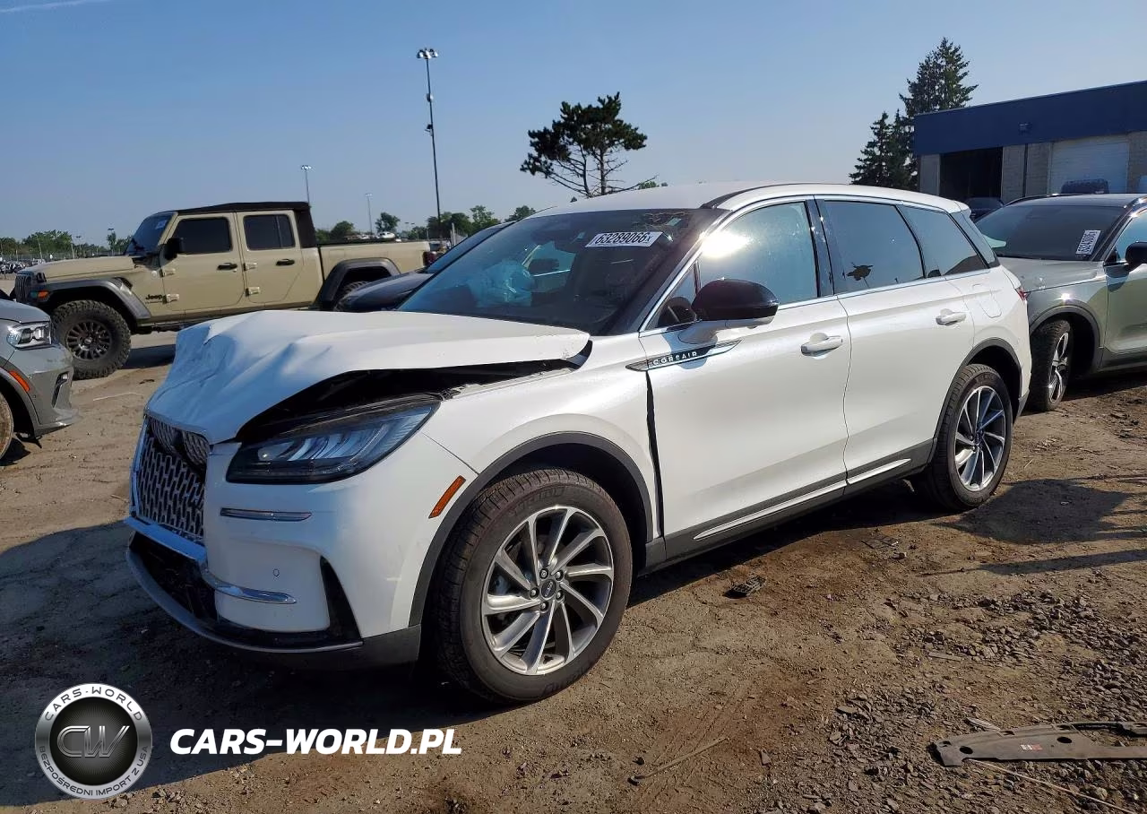 2025 Lincoln Corsair Premiere VIN:5LMCJ1DA3SUL13891 - 1