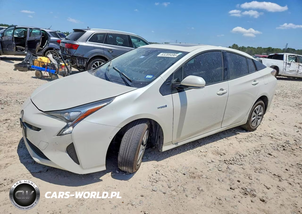 2018 Toyota Prius Four VIN:JTDKARFU4J3547874 - 1