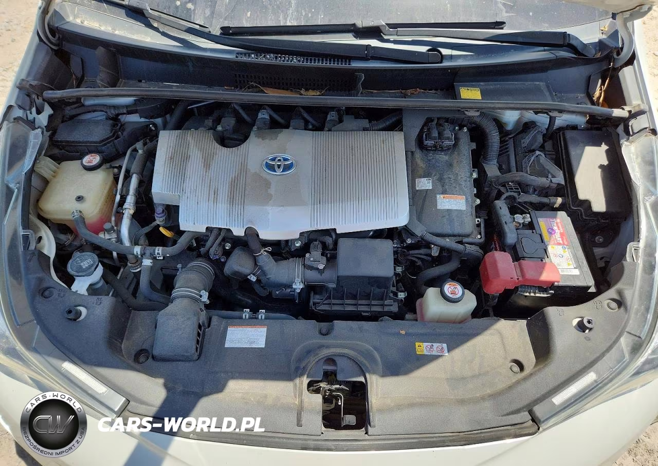 2018 Toyota Prius Four VIN:JTDKARFU4J3547874 - 11
