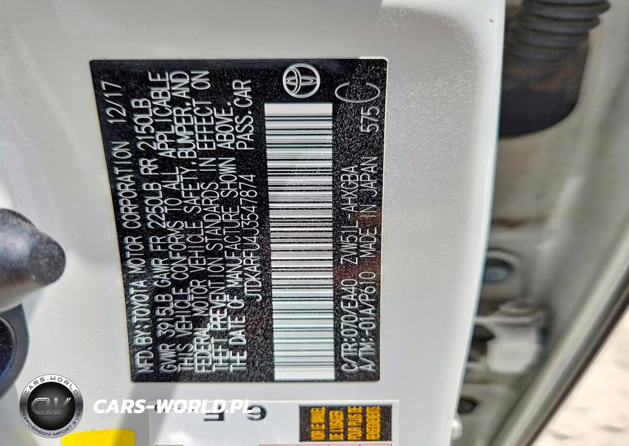 2018 Toyota Prius Four VIN:JTDKARFU4J3547874 - 12
