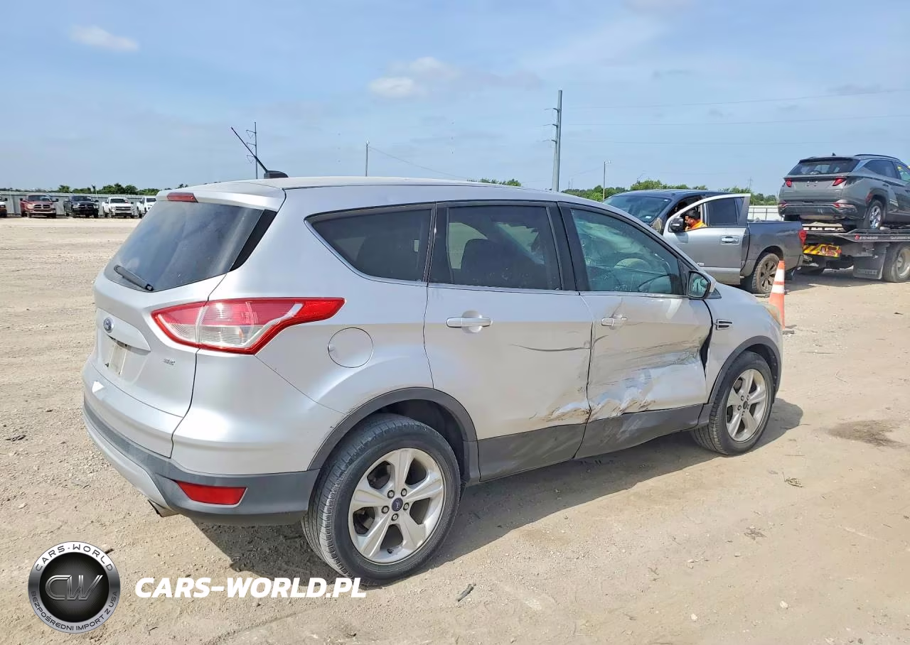 2016 Ford Escape Se VIN:1FMCU0G76GUA70234 - 3