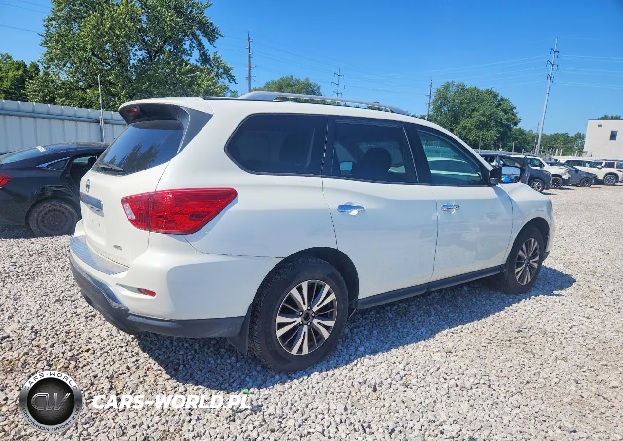 2017 Nissan Pathfinder S VIN:5N1DR2MM8HC695012 - 3