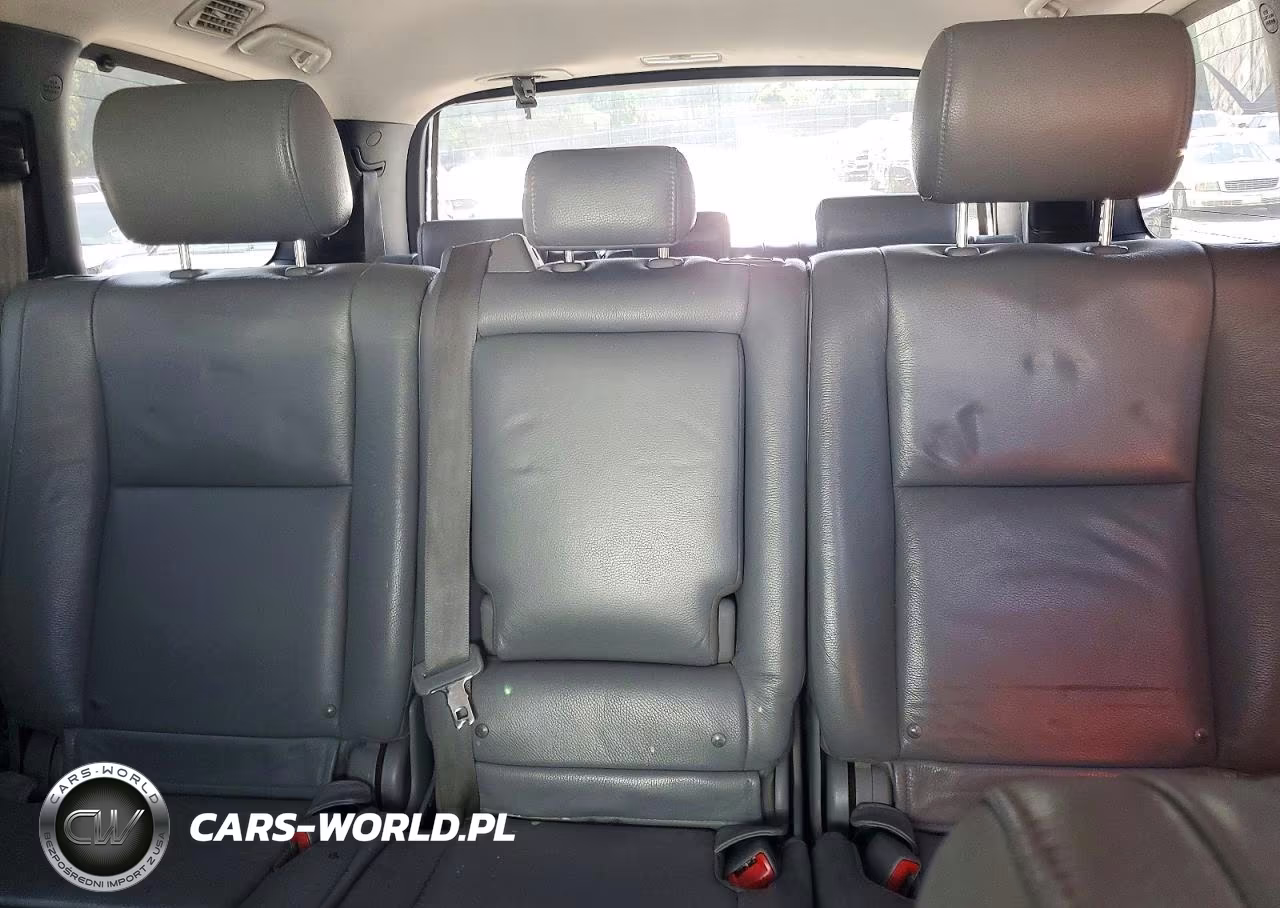 2010 Toyota Sequoia Limited VIN:5TDJW5G1XAS026084 - 10