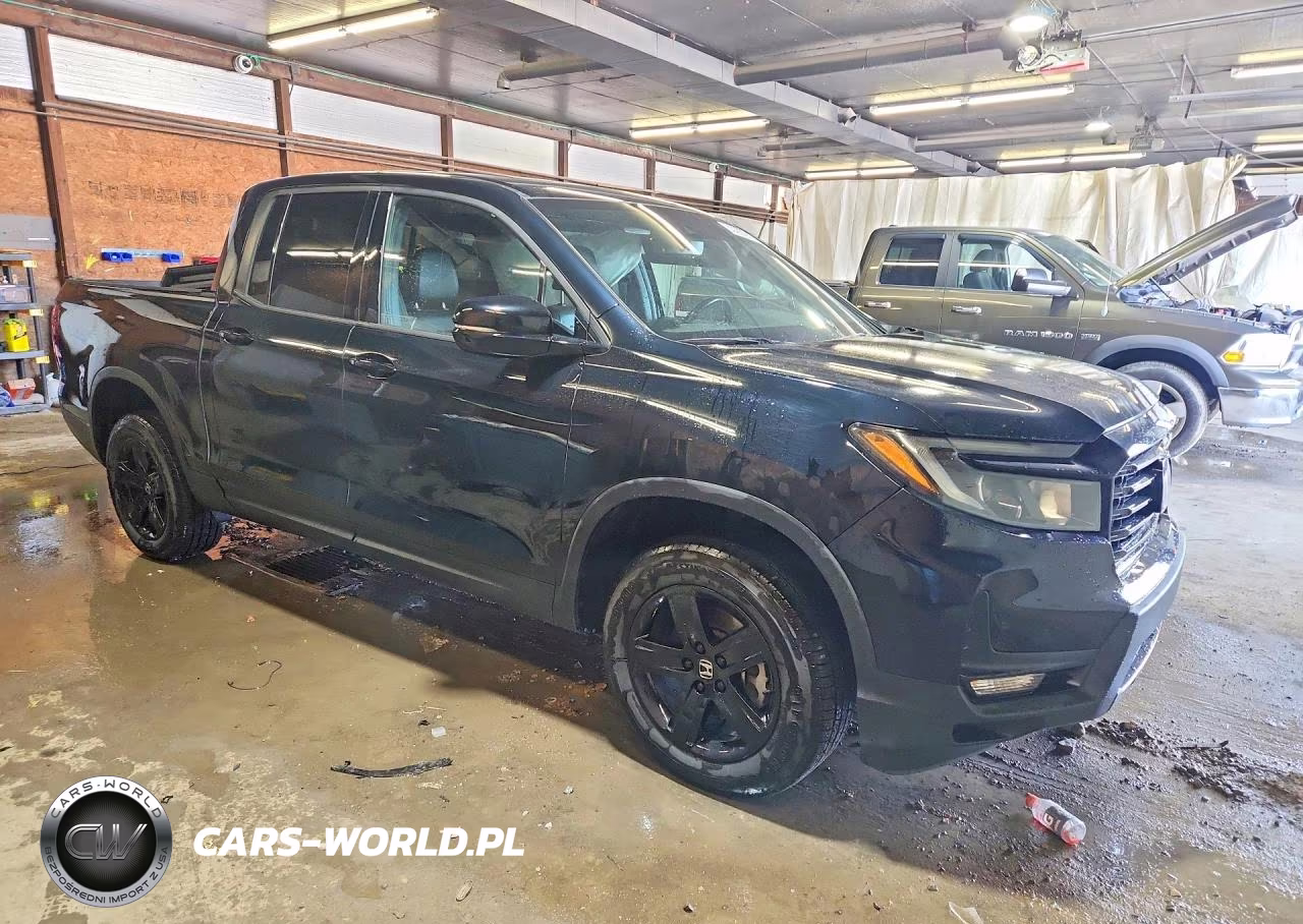 2022 Honda Ridgeline Black Edition VIN:5FPYK3F82NB016325 - 4