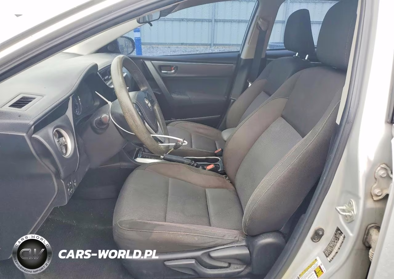2018 Toyota Corolla Le VIN:5YFBURHE5JP808224 - 7